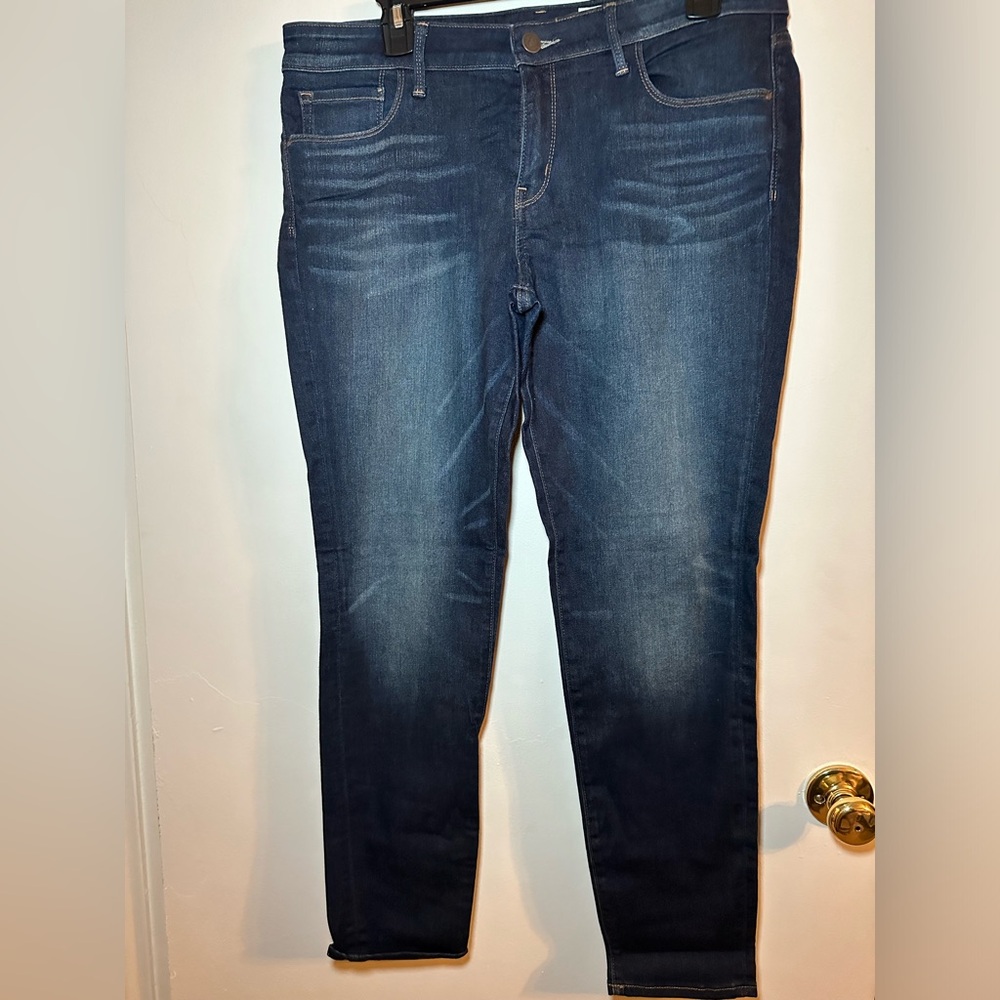 Treasure & Bond skinny fit size 32 jeans